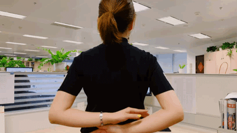 有一定的要求,如果大家在刚开始尝试的时候无法将双手在身后合十的话