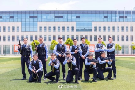 河南最帅毕业照来袭