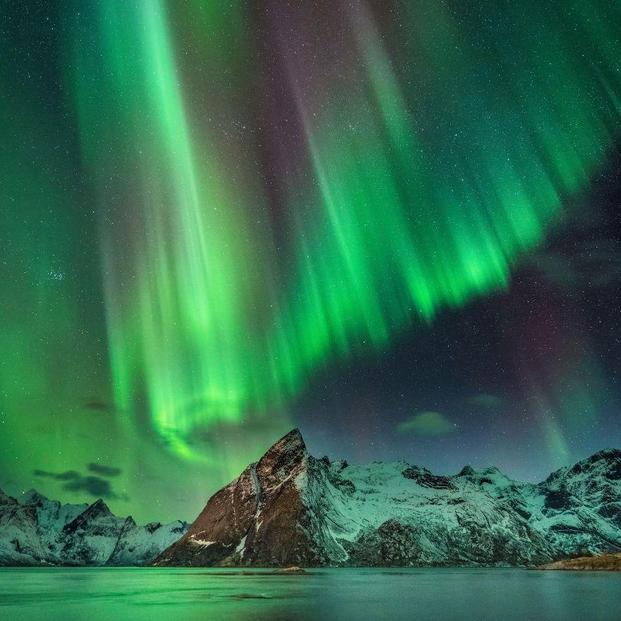 2023年天文摄影师年度大赛:20位杰出入围者展示宇宙之美