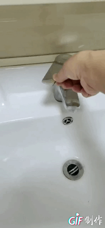 王女士反映家中经常停水