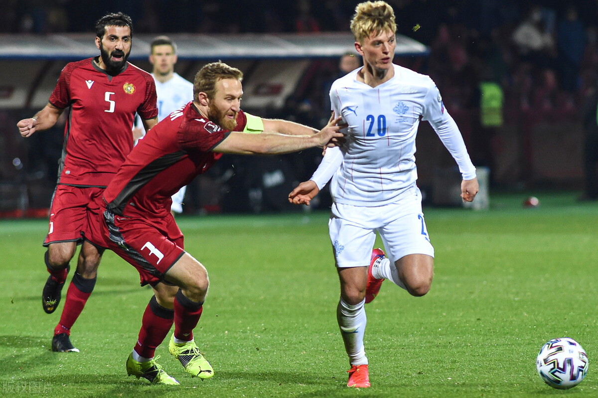 冰岛足球队都是些什么人?