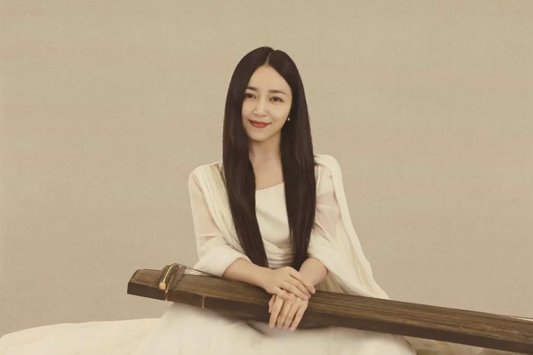 7月27日|乐海徜徉指尖流水—岑佳蔚古筝独奏音乐会全国巡演杭州站