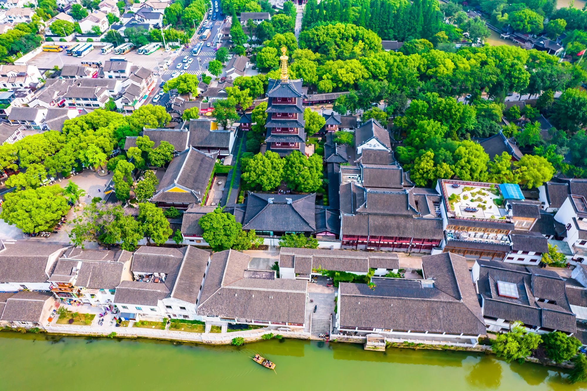 苏州寒山寺,因唐诗而脍炙人口,寺中还有什么吸引人的地方呢?