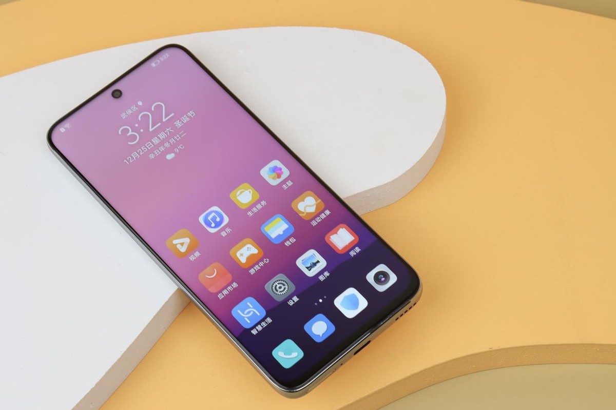 麦芒10新品评测:年轻人都会喜欢的潮流手机