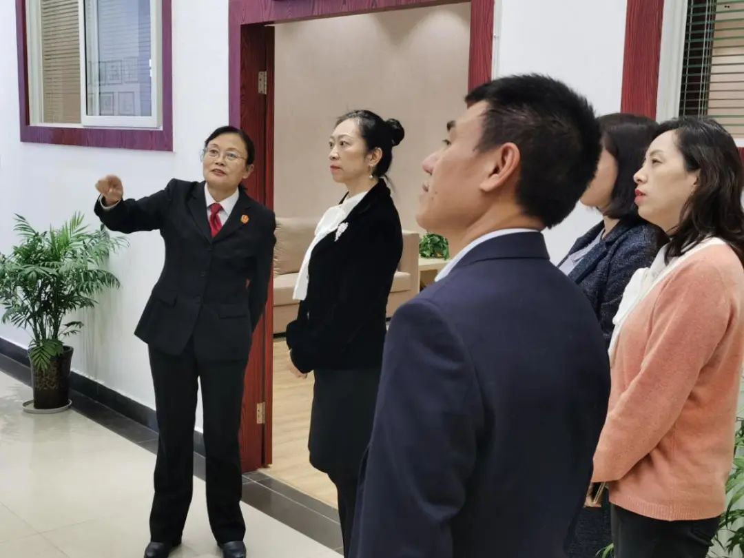 市妇联党组书记,主席刘春涛一行到三台调研