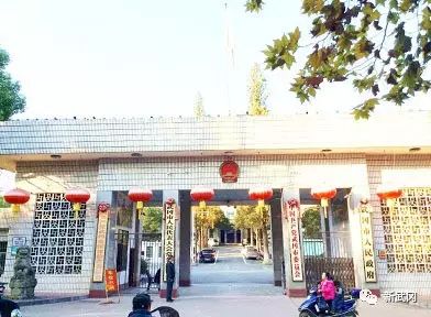 敢与武冈岷王府,叫板的两位外地官