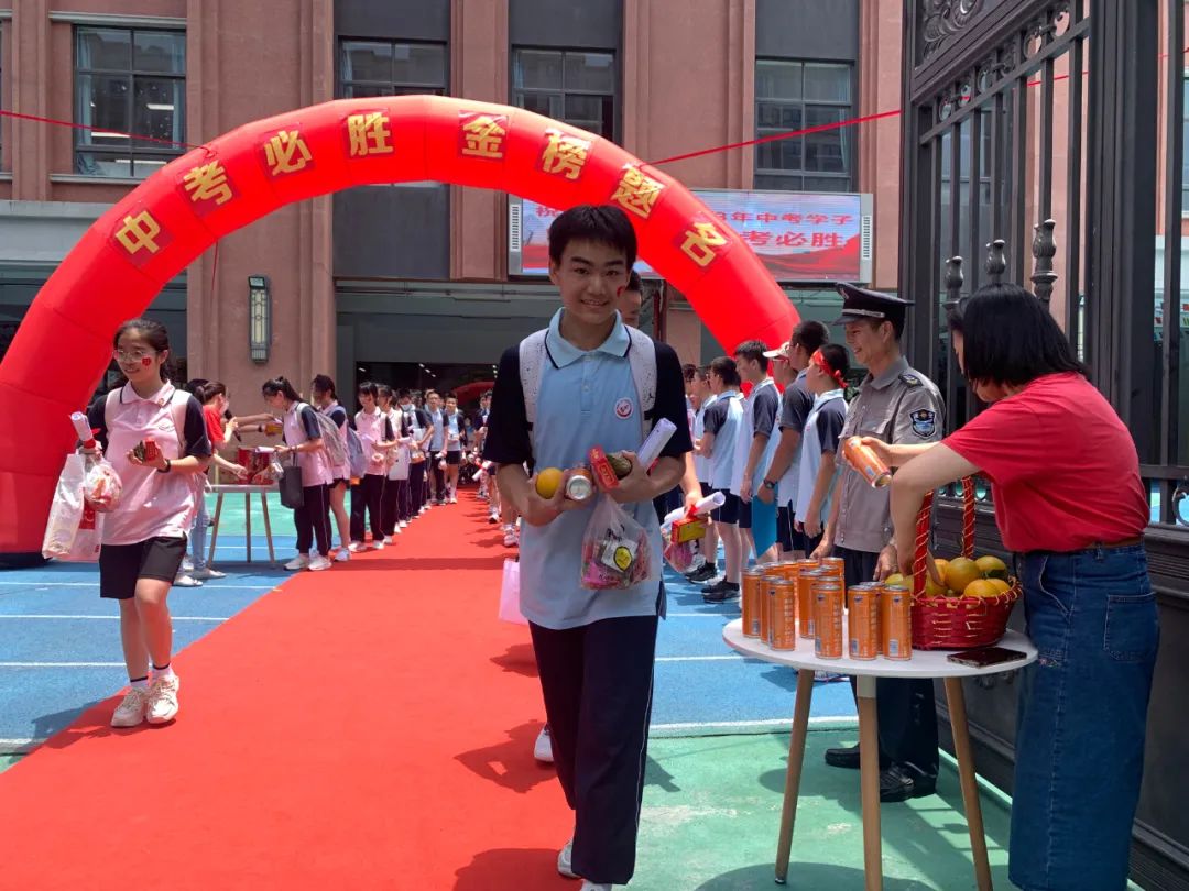 厦门金鹰学校丨梦想时刻,踏浪前行!