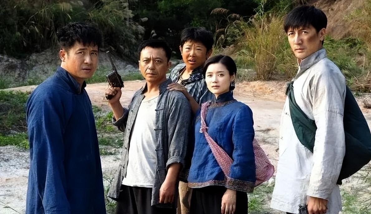 演员侯祥:自小停止发育,36岁身高不到1米6,和妻子同框像母子