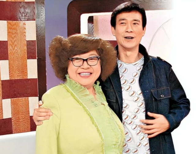 回顾看76岁郑少秋最新生图我发现他上世纪火遍亚洲不是没有原因