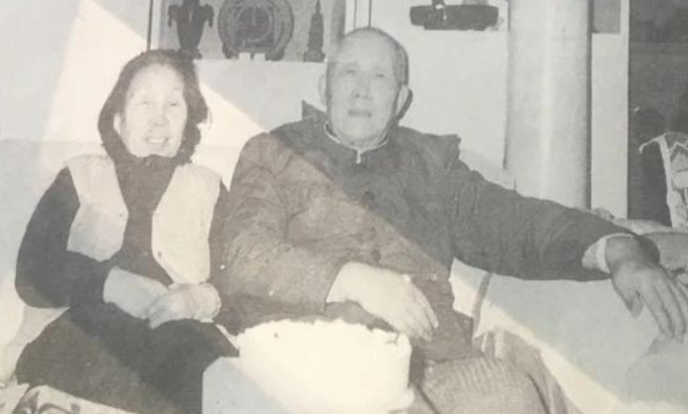 彭老总落难后,被开国少将李钟奇打了两巴掌,后来结局如何?