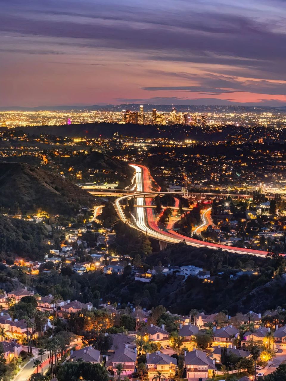 美国第二大城市天使之城～洛杉矶 洛杉矶,市区人口415万人,人均gdp为