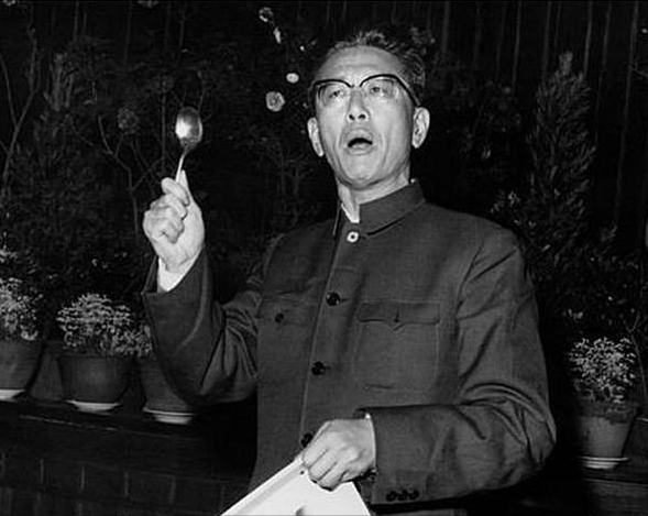 "乔的笑"震碎联合国大厅,中国恢复合法席位,洗刷百年外交屈辱