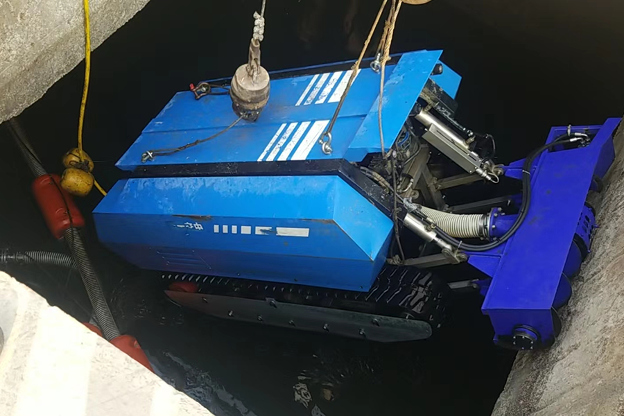 深圳国际水务科技博览会,深之蓝清淤机器人和rov产品抢眼登场