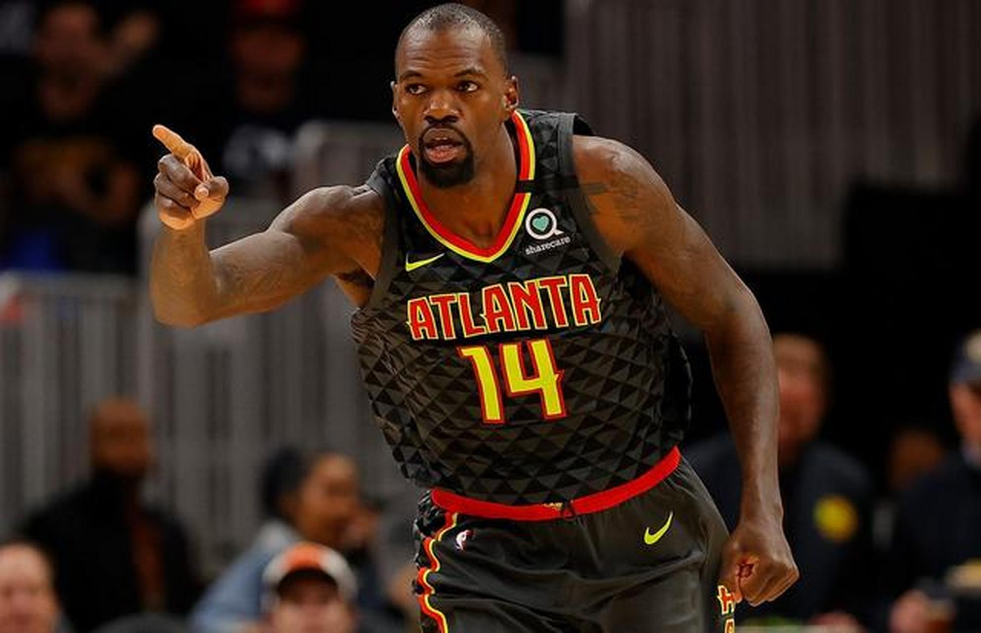 nba官方推特祝老鹰球员德维恩-戴德蒙31岁生日快乐