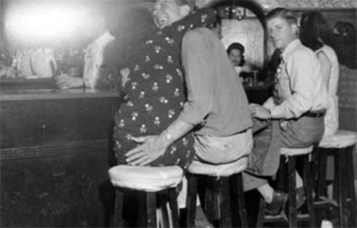 72年前的景明楼事件:20名美军玷污中国多名名媛,最后怎么处理的