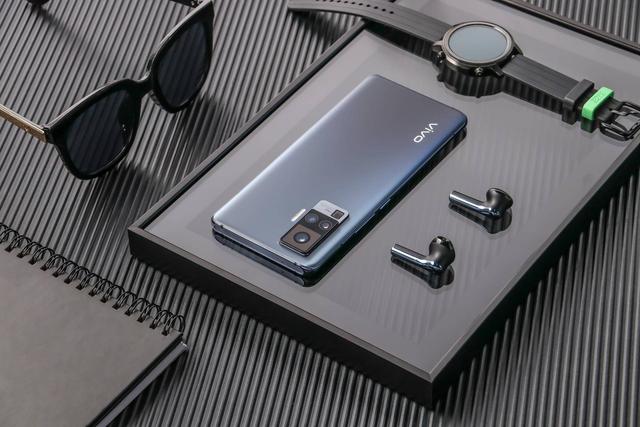 vivo x50 pro引力图赏,掀开影像旗舰新篇章,资深颜控一眼就心动