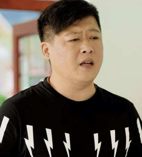 "谢永强"贺树峰近况曝光,夫妻俩分工明确,女儿长相酷似老爸