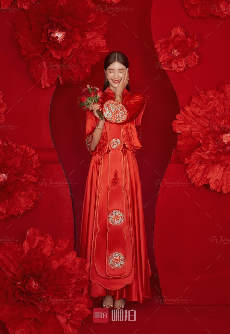 中式内景婚纱照:喜气洋溢的故事从这里开始