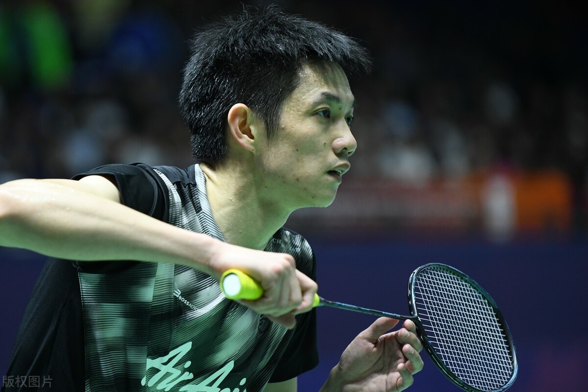 超大冷门!世锦赛亚军遭开门黑,0-2完败33岁老将首轮出局