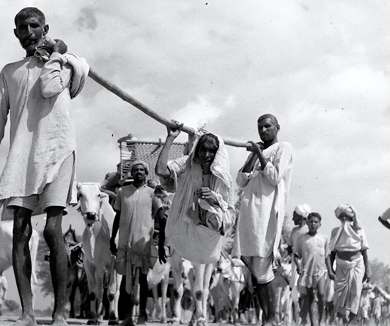 印巴大屠杀:英国撤离印度的烂摊子与印巴分治的始末