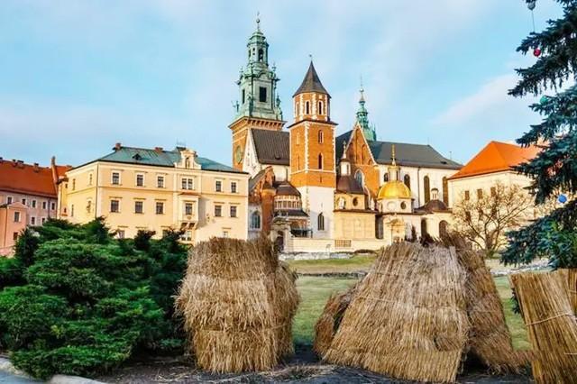 回顾法国天才卢梭畸形生活将5个孩子送给他人任由朋友占有妻子