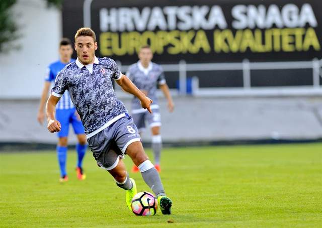 记者:米兰计划先租后买引进弗拉西奇 需支付1000万欧的租借费