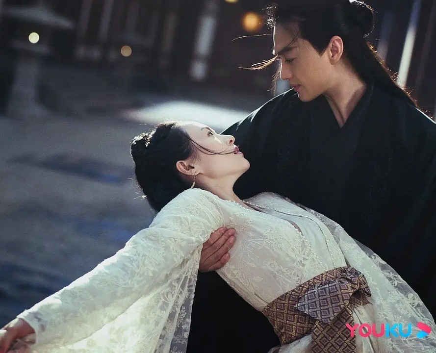 积压8年的国产剧,8年后重见天日,豆瓣好评如潮,依然堪称王炸