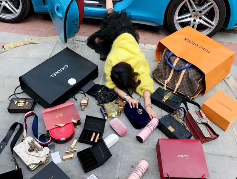 以下4种炫富方式,你见到过几种?