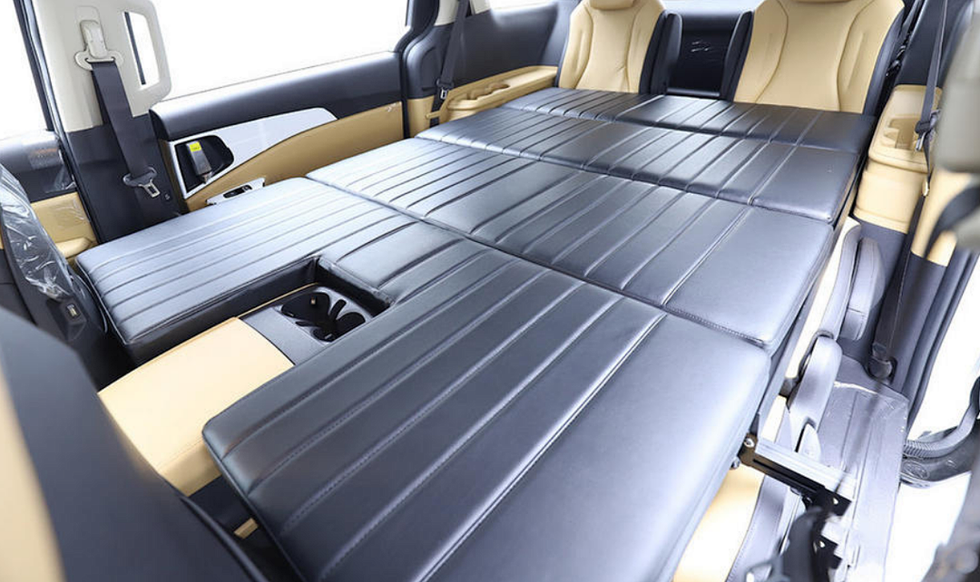 起亚嘉华"床车版",车顶自动升降,魔术座椅能变床!但愿国产