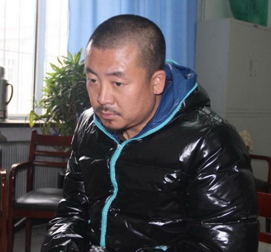 回顾逃犯吉世光:因抢劫被追捕,潜逃13年拍戏40多部,爆红后被认出