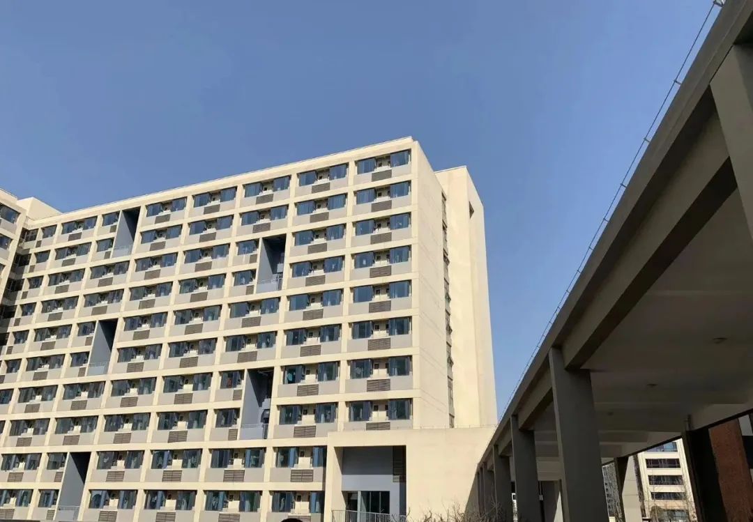 实地探访,交大创新港中学怎样?