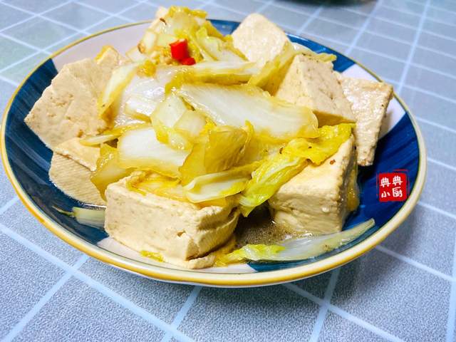 娃娃菜燉豆腐,低脂低卡,原汁原味的家常味道