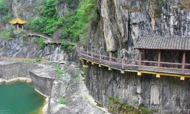 古褒斜道上的宝贵遗产——摩崖石刻