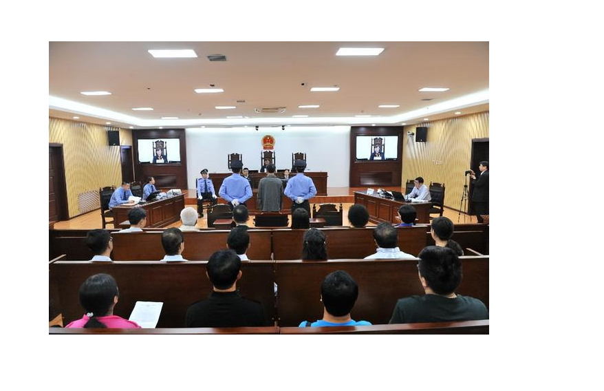 纪实:好色法官院长裴洪泉:勾结女律师敛财3000万霸占5名女法官