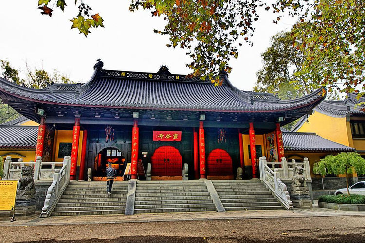 南京有一"千年"寺院,其"庄严"堪比灵隐寺,距市中心13公里