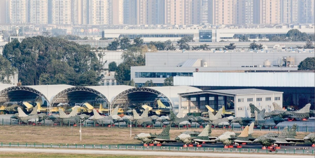 成飞沈飞同时扩产,歼20和歼35数量破千,已经用不了几年时间