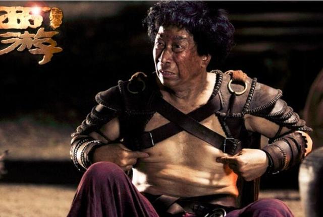 他是黄飞鸿的曾徒孙,拍摄影片从来不接受别人邀请,只认周星驰