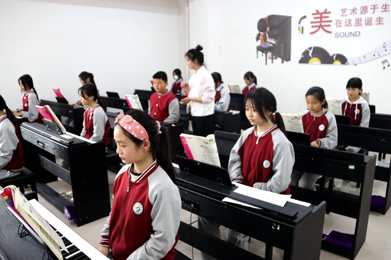 许昌市东城高级中学举办全省民办高中创新发展大会活动