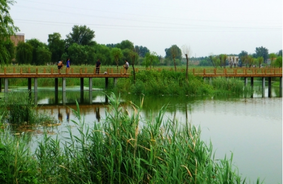 鄭州西流湖公園瀑布在哪個門?