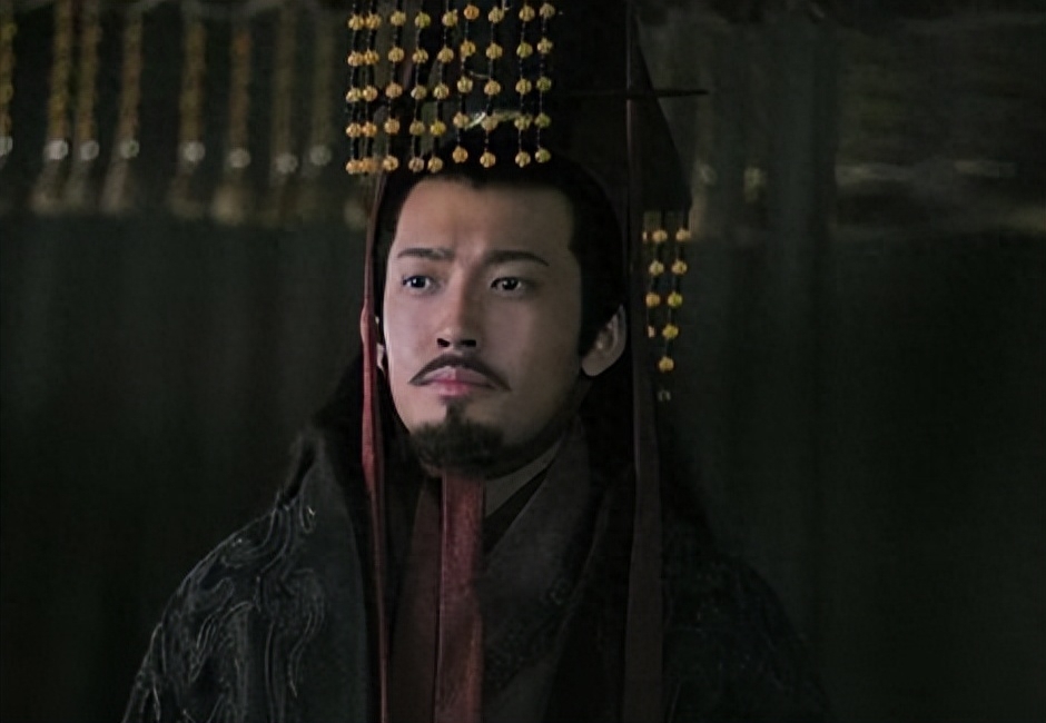 刘伯温讨水喝女人故意往碗里撒了一把谷壳刘伯温她大有智慧