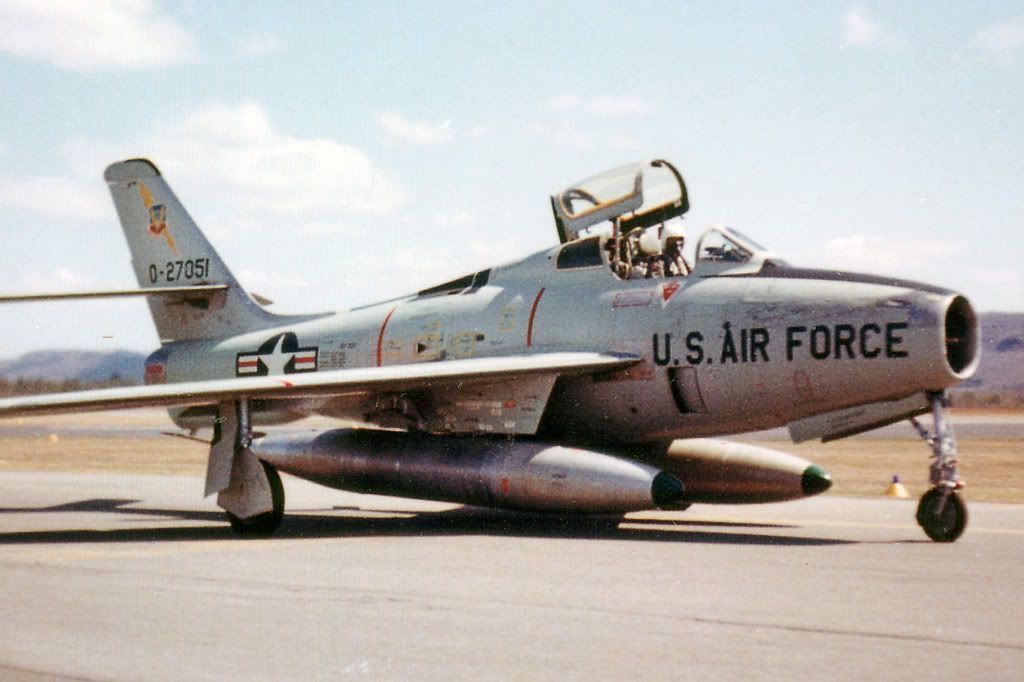 美国空军"雷鸟"表演队的第一种飞机——f-84