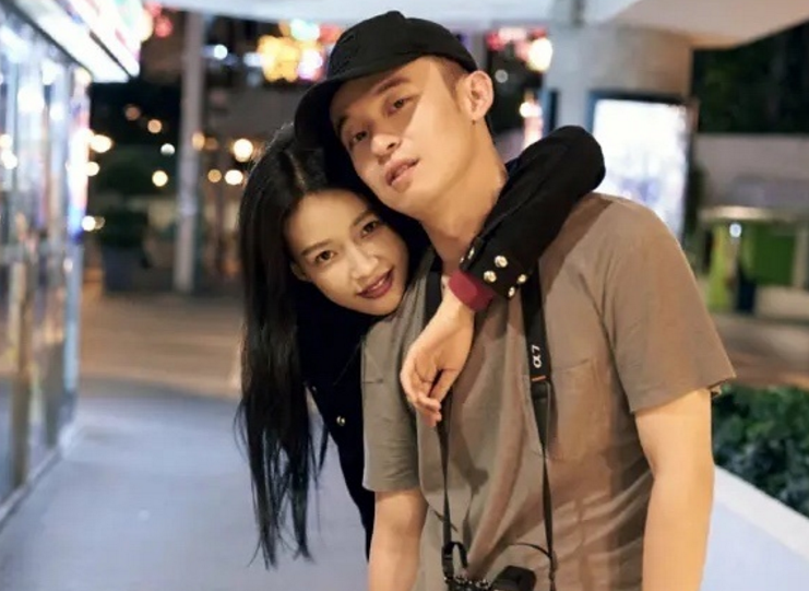 董子健给老婆孙怡庆生,以为特意卡点够甜,谁知称呼让人吃饱狗粮