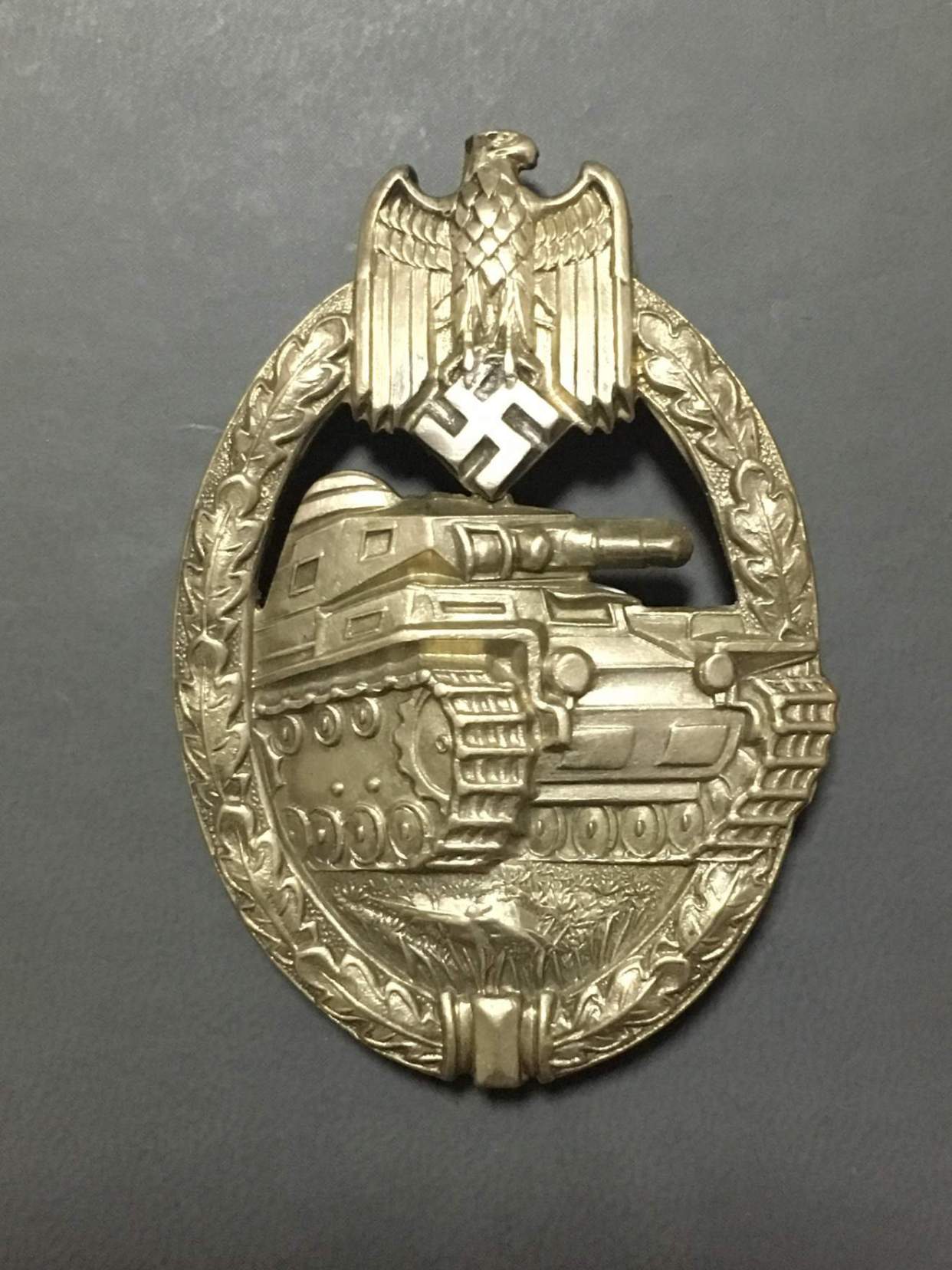 二战德国勋章鉴赏—大名鼎鼎的坦克突击章