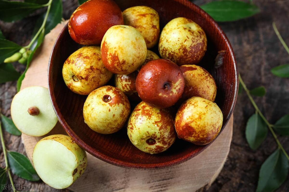 山西兴县的黄河滩枣,得益于.@晋绥农林小杂粮的动态