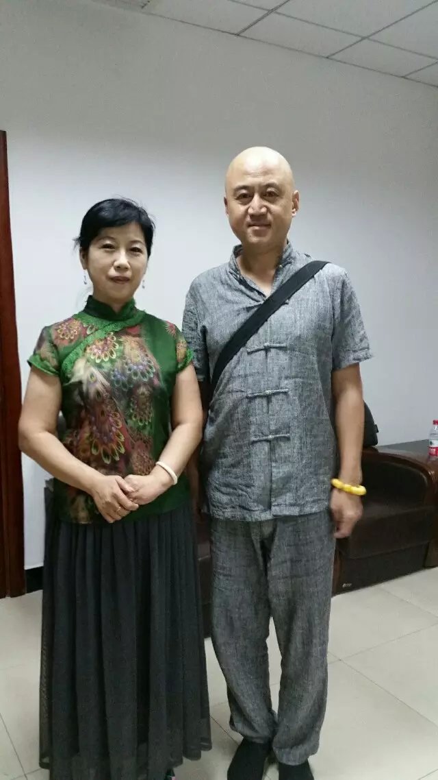 方清平,差点在死在酒桌上,媳妇烧100瓶二锅头为他戒酒也不管用