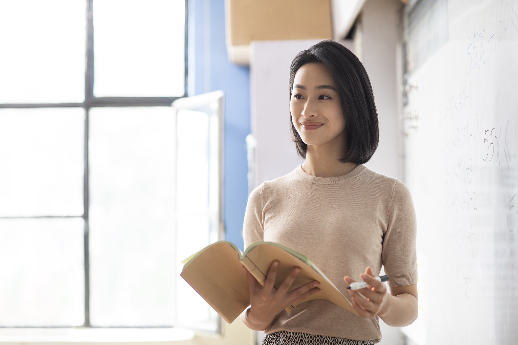 女教师适合什么发型图片