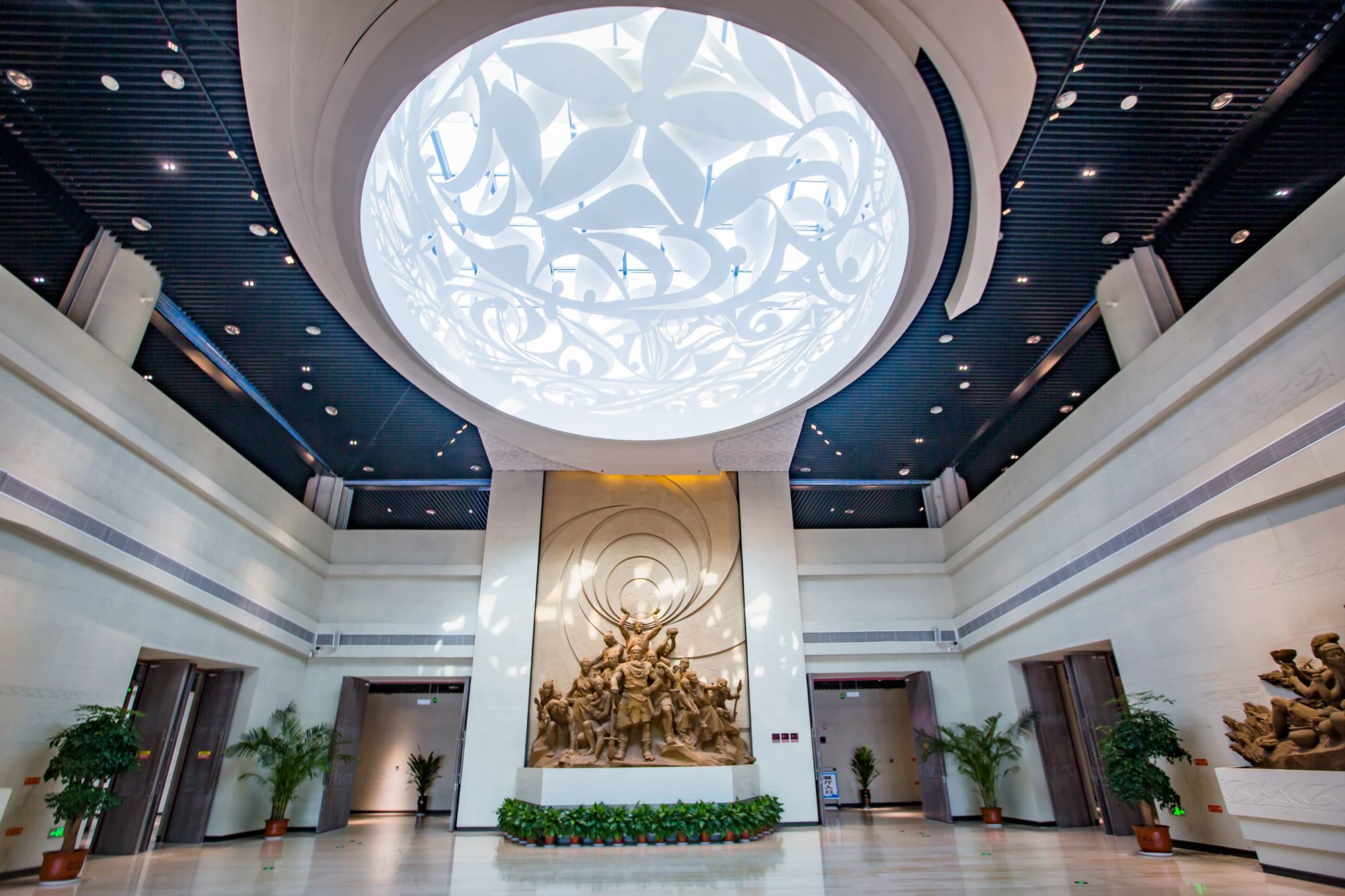 三门峡庙底沟博物馆,藏品众多,可以领略彩陶文化的独特魅力