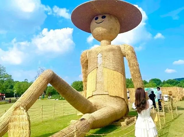 粤晖园稻草人王国,充满了神奇与欢乐!
