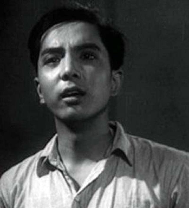 晚上回家妻子反锁上大门,黎铿在公园转了许久,最终选择投湖自尽