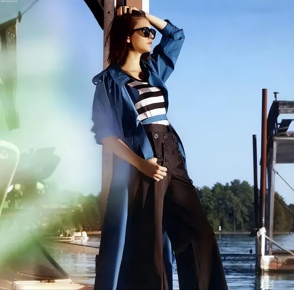 今日佳人:《吸血鬼日记》中的保加利亚裔女演员妮娜·杜波夫